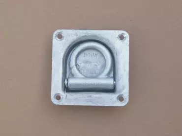 Rakományrögzítő fül 3801 - süllyesztett, csavarozható (teherautókhoz) Rakományrögzítő fül 3801 - süllyesztett, csavarozható (teherautókhoz)