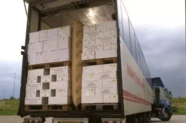 Re-use térkitöltő légzsák egységraklapos szállításnál Re-use térkitöltő légzsák egységraklapos szállításnál